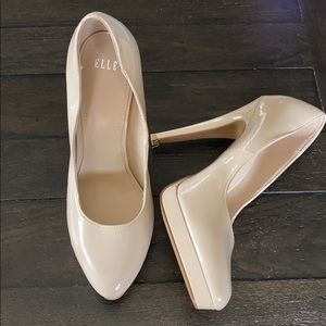 Patent leather nude platforms